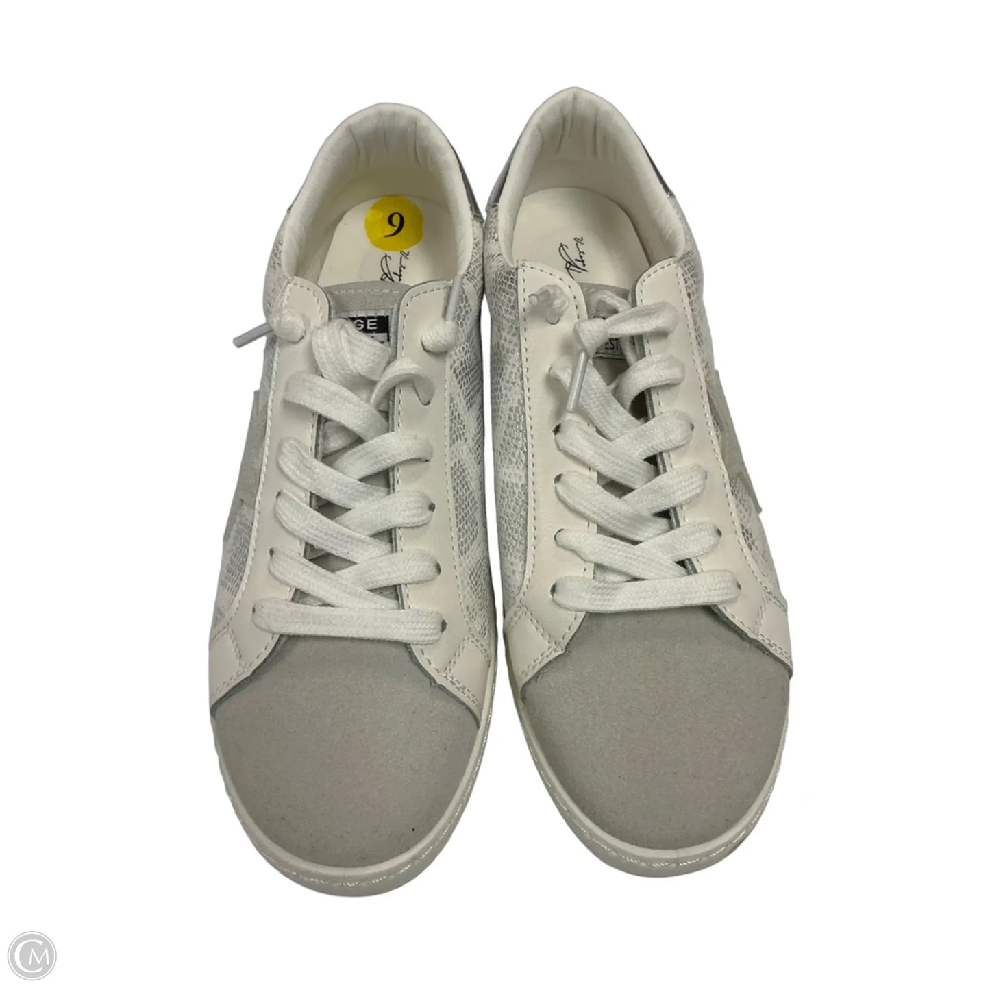 Shoes Sneakers By Vintage Havana In White, Size: 9