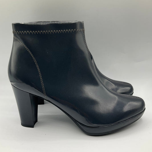 Boots Ankle Heels By Clothes Mentor In Grey, Size: 8.5