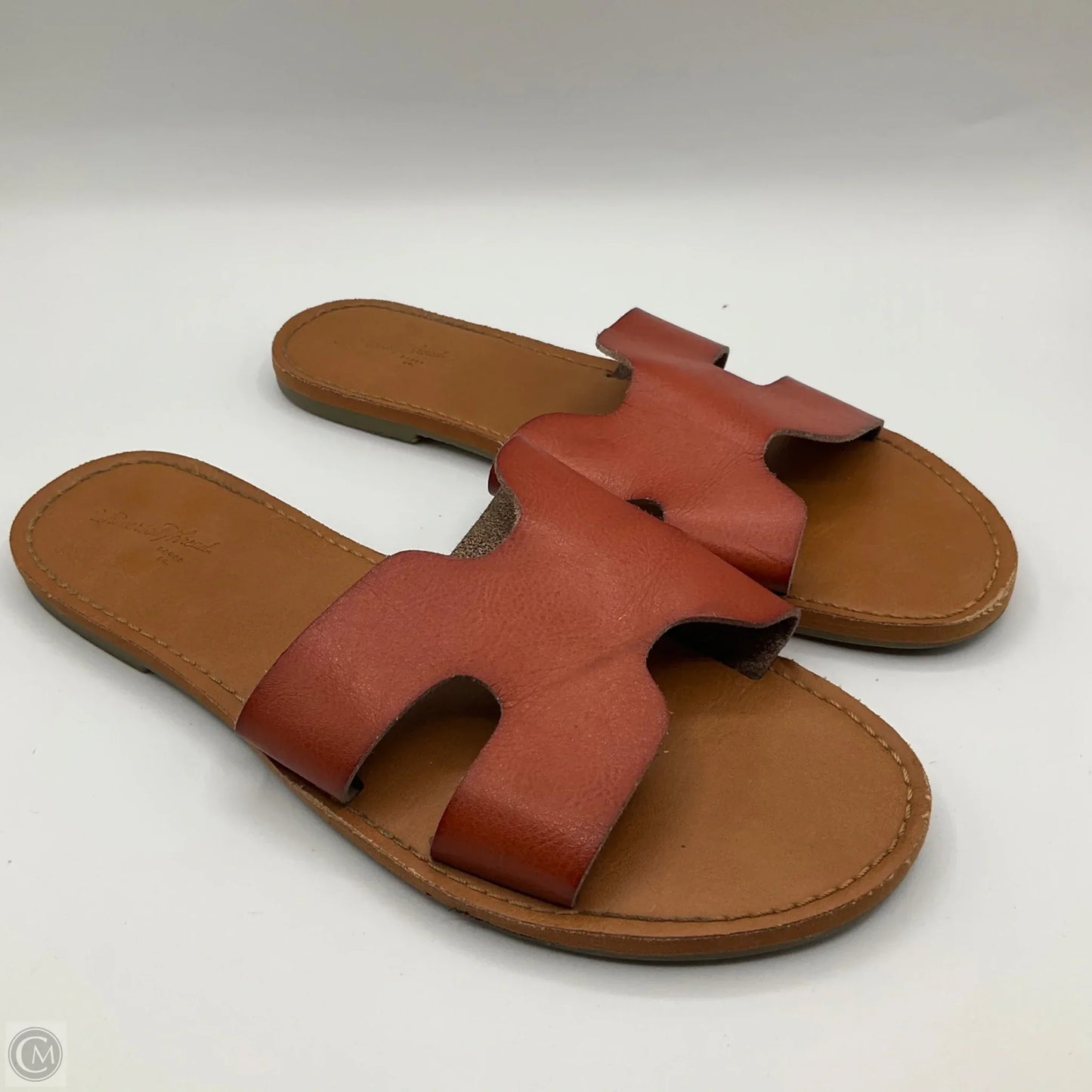 Sandals Flats By Universal Thread In Tan, Size: 8