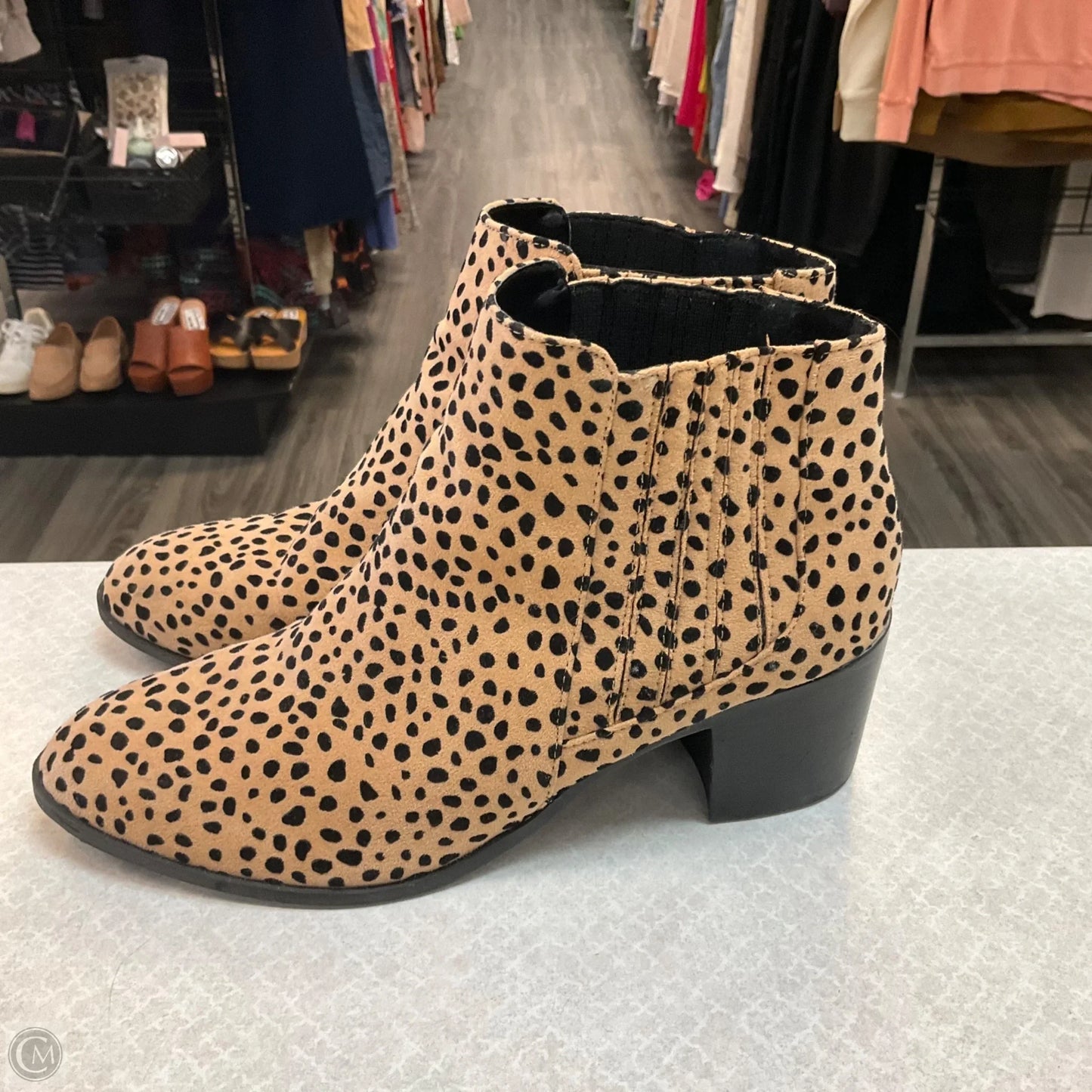 Boots Ankle Heels By Qupid In Animal Print, Size: 8