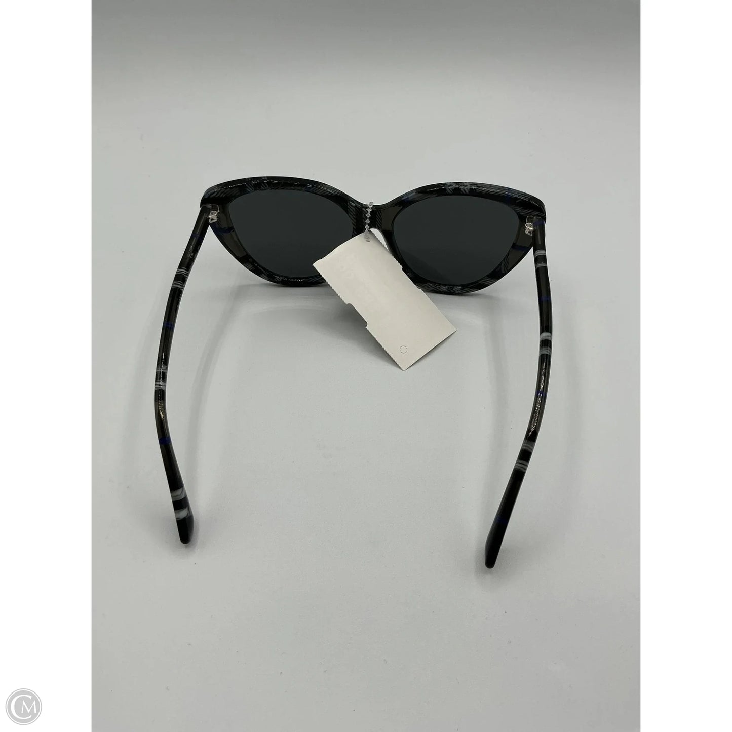 Sunglasses Luxury Designer By Burberry, Size: Medium
