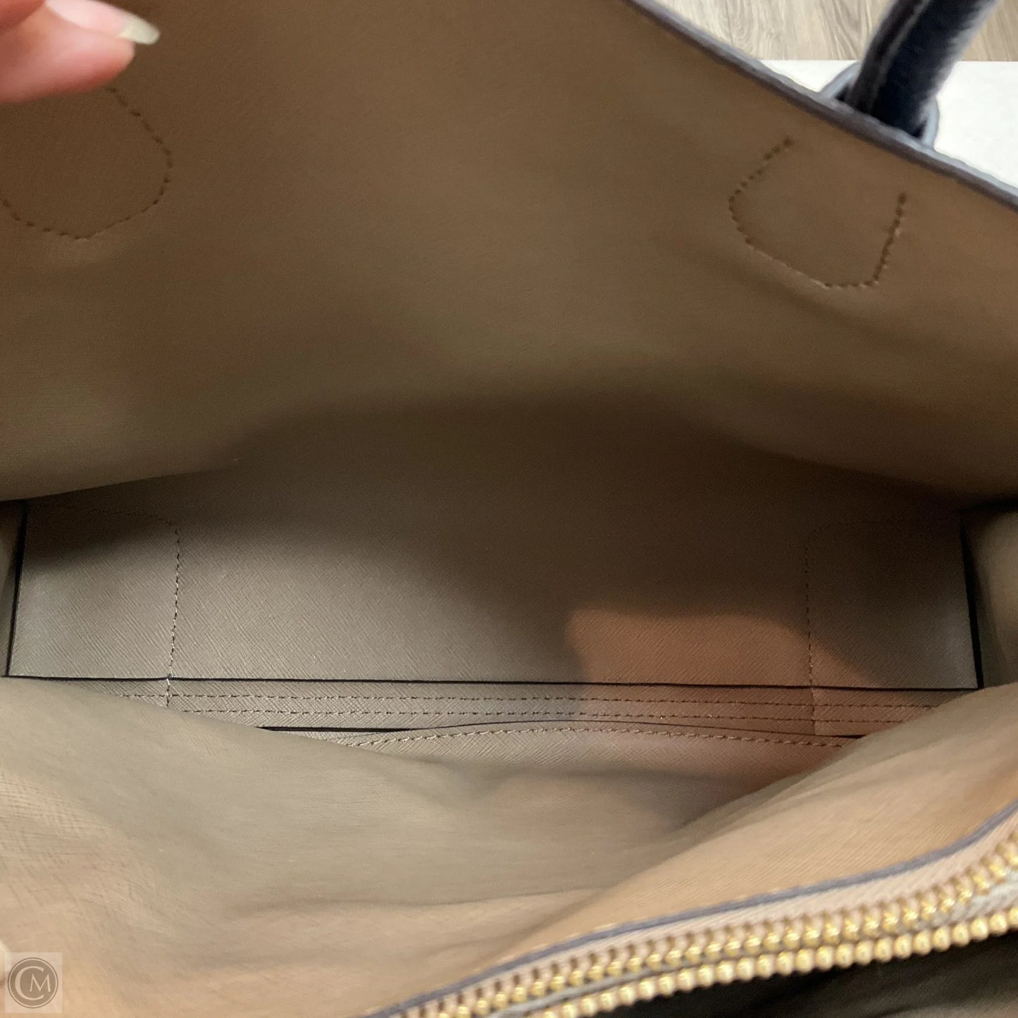 Handbag Designer By Michael Kors, Size: Medium