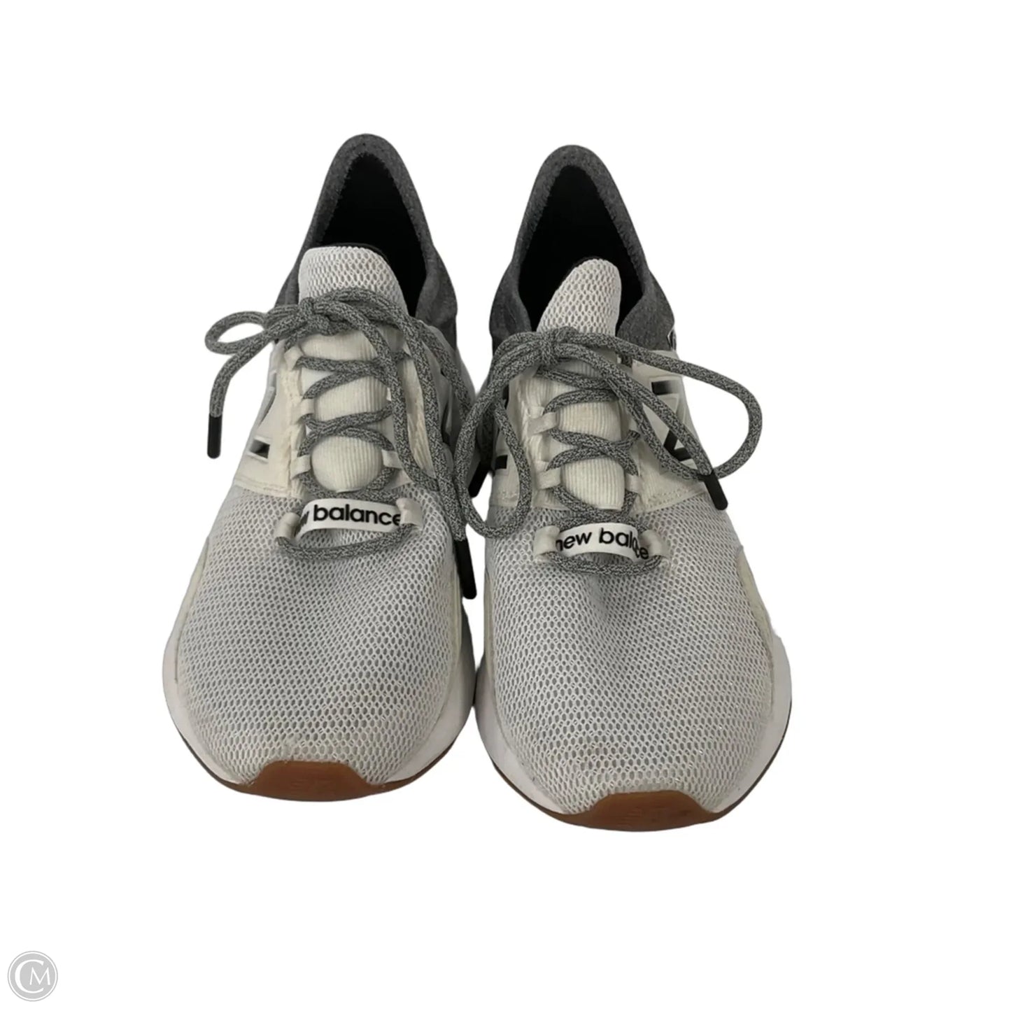 Shoes Athletic By New Balance In Grey & White, Size: 7.5
