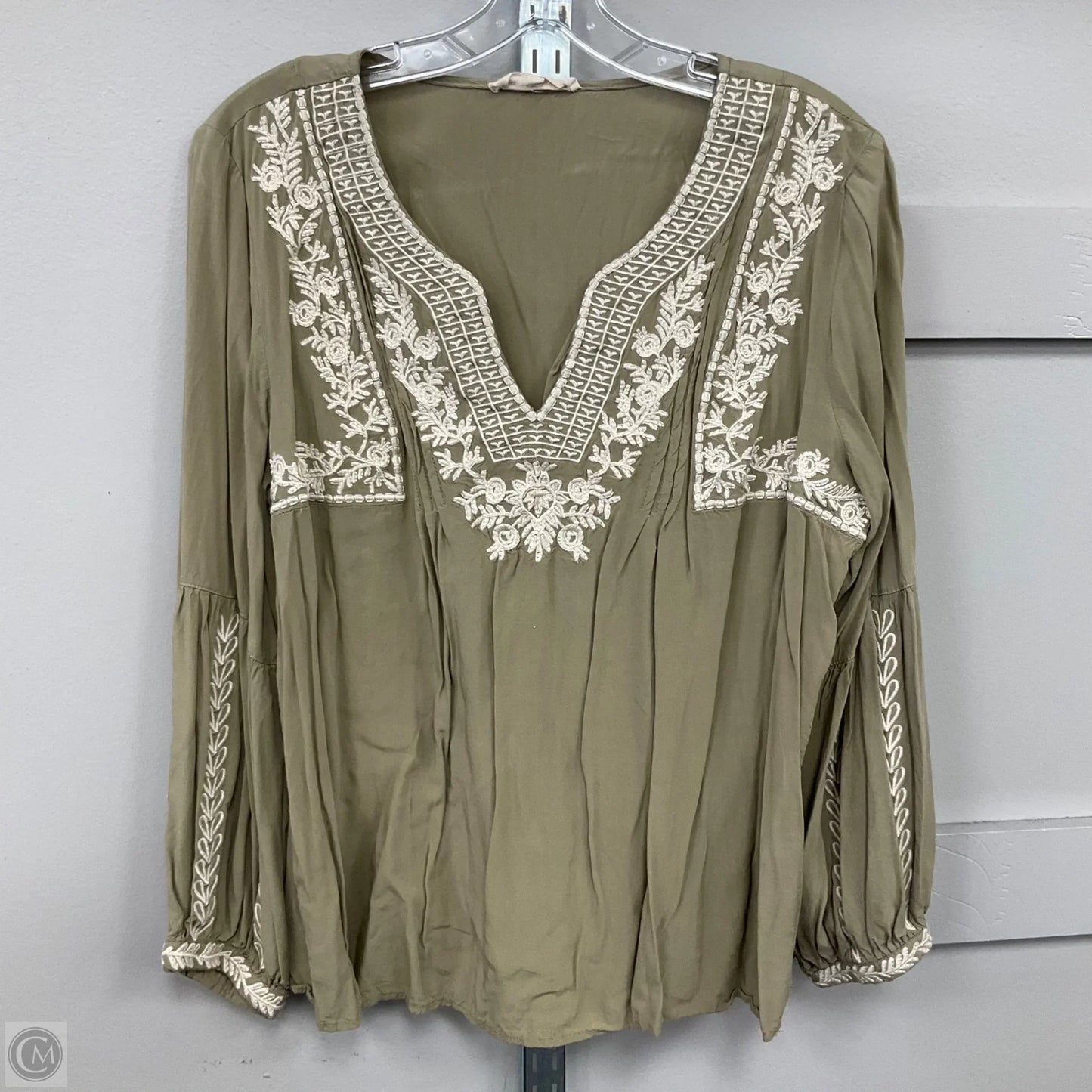 Top Long Sleeve By Solitaire In Green, Size: Xl