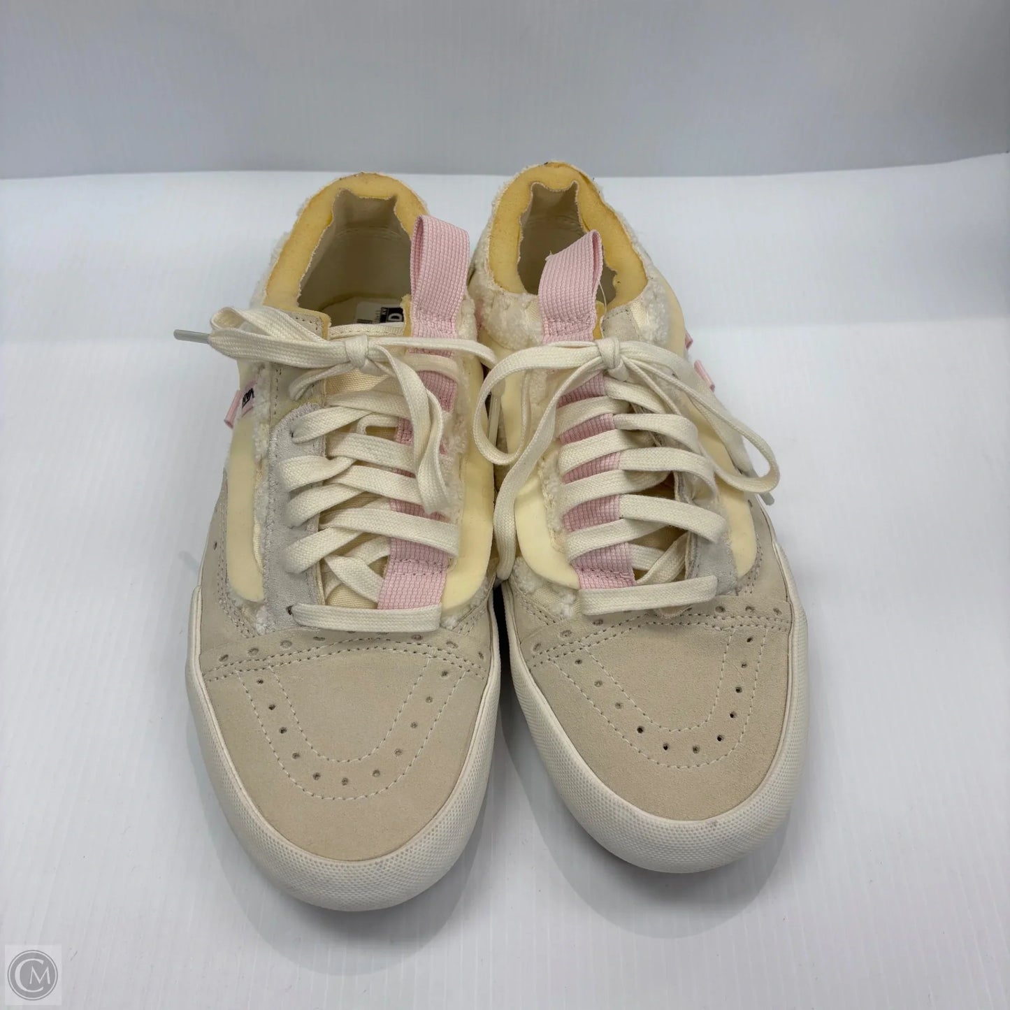 Shoes Flats By Vans In Cream, Size: 9