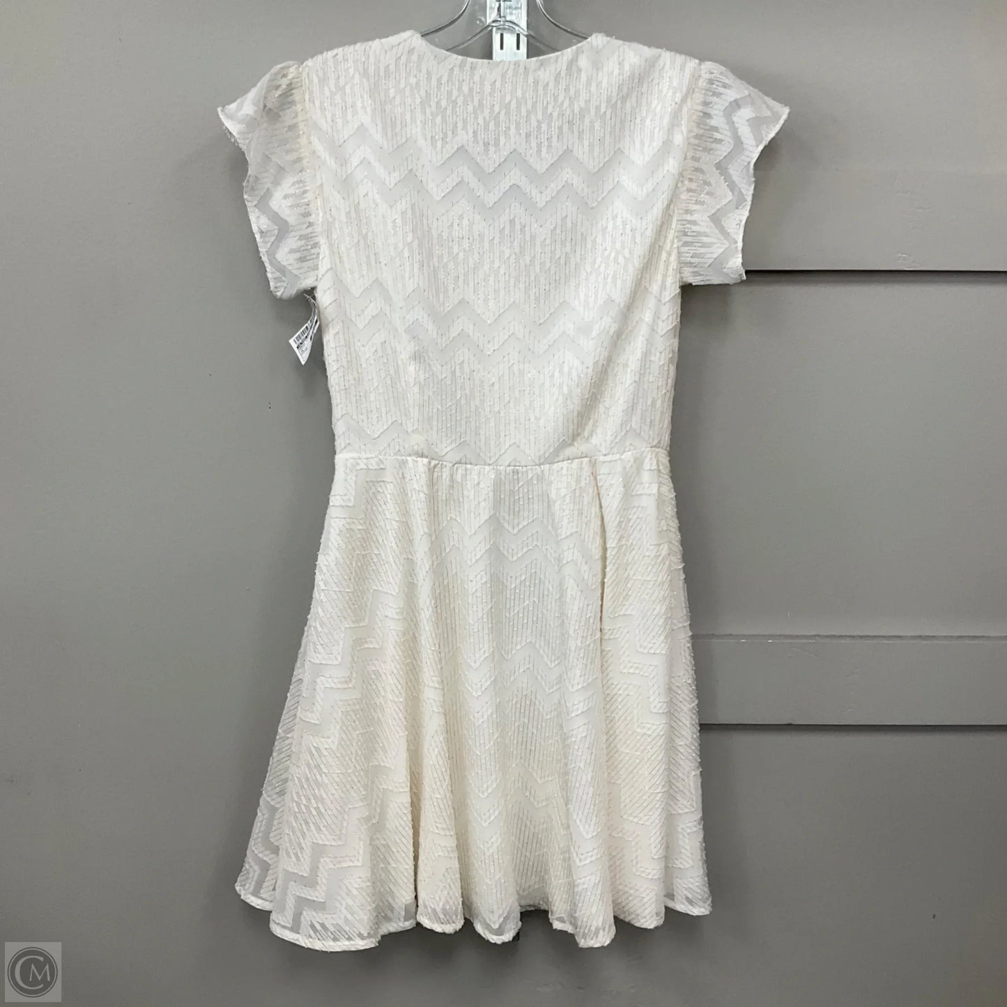 Dress Casual Short By Altard State In White & Gold, Size: Xs