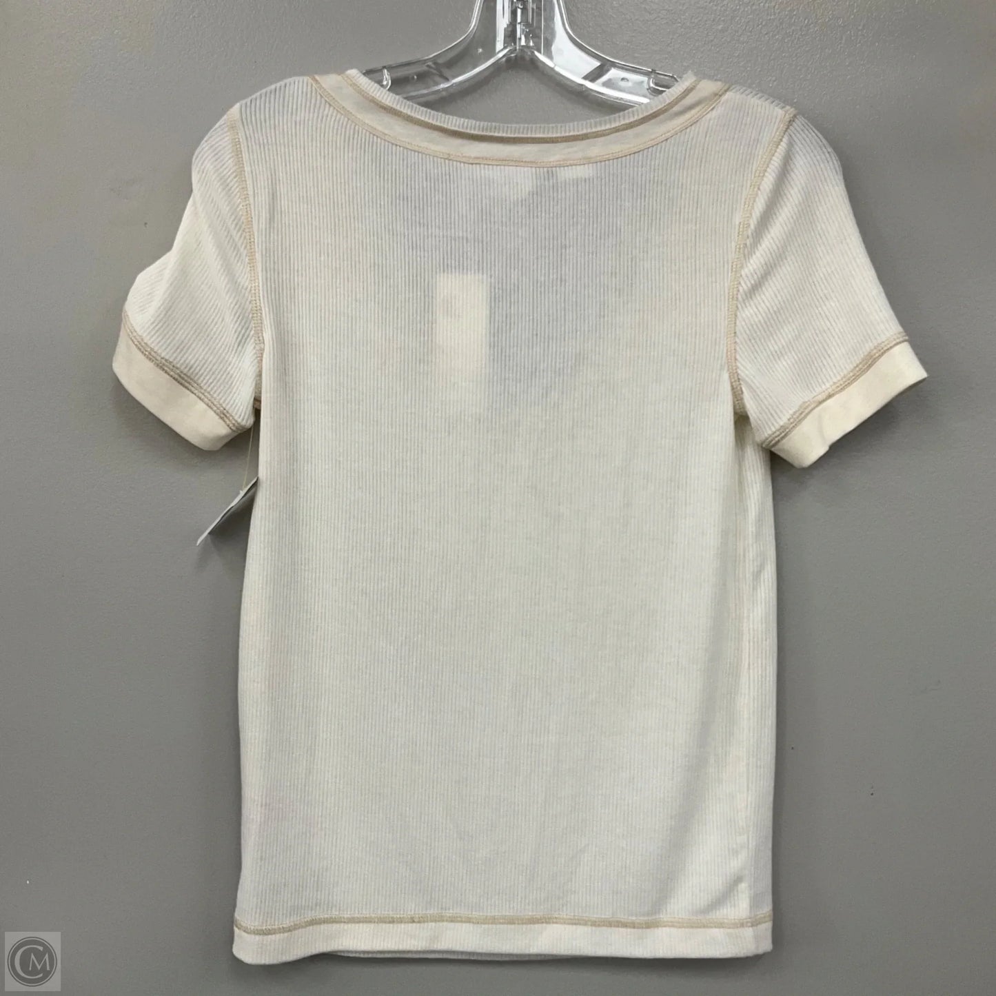Top Short Sleeve Basic By Urban Outfitters In Cream, Size: L