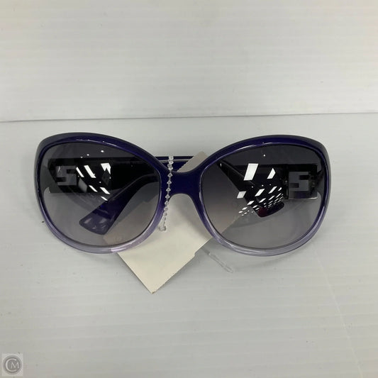 Sunglasses Luxury Designer By Fendi