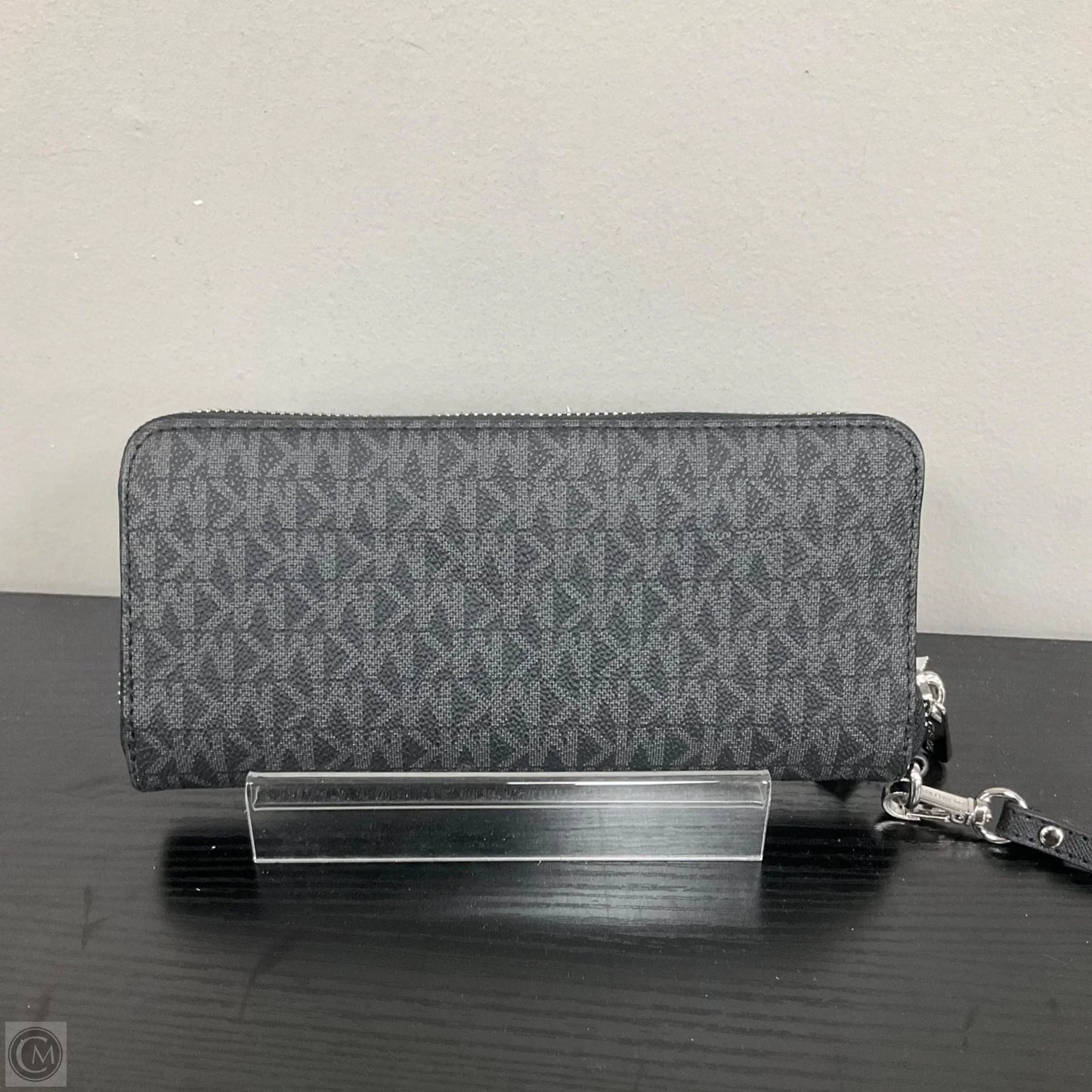 Wristlet Designer By Michael Kors, Size: Large