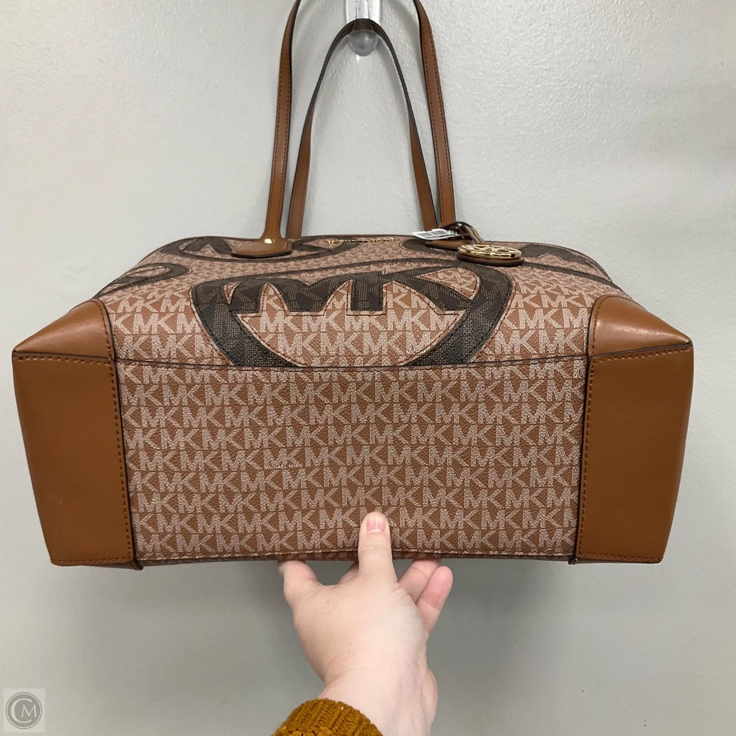 Eva Large Two-Toned Tote Designer By Michael Kors, Size: Large