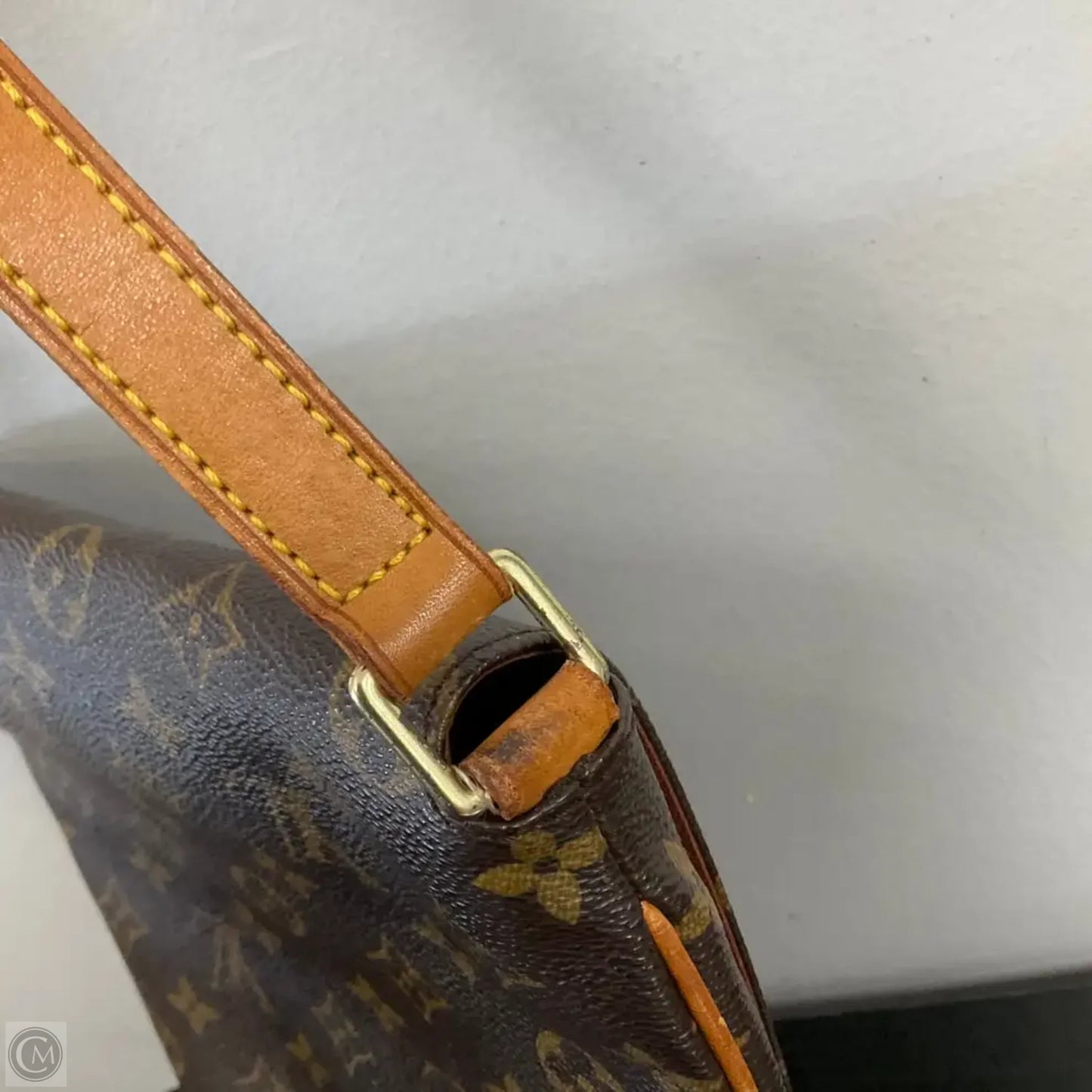 Handbag Luxury Designer By Louis Vuitton, Size: Small