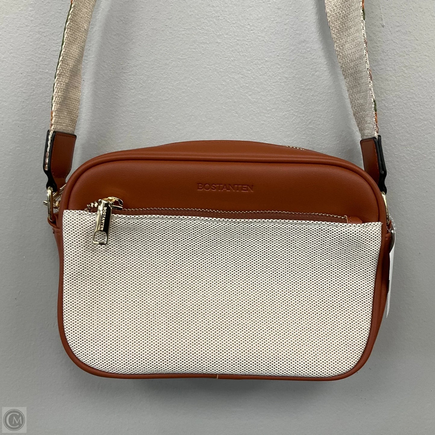 Crossbody By Cmf, Size: Small