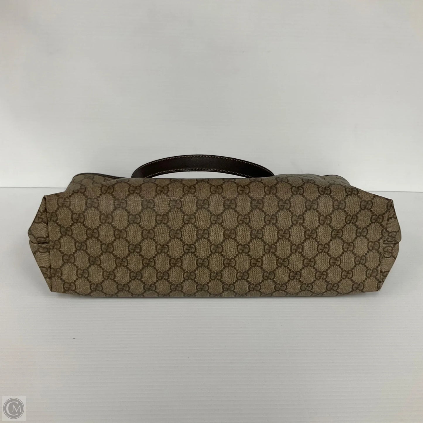 Tote Luxury Designer By Gucci, Size: Medium