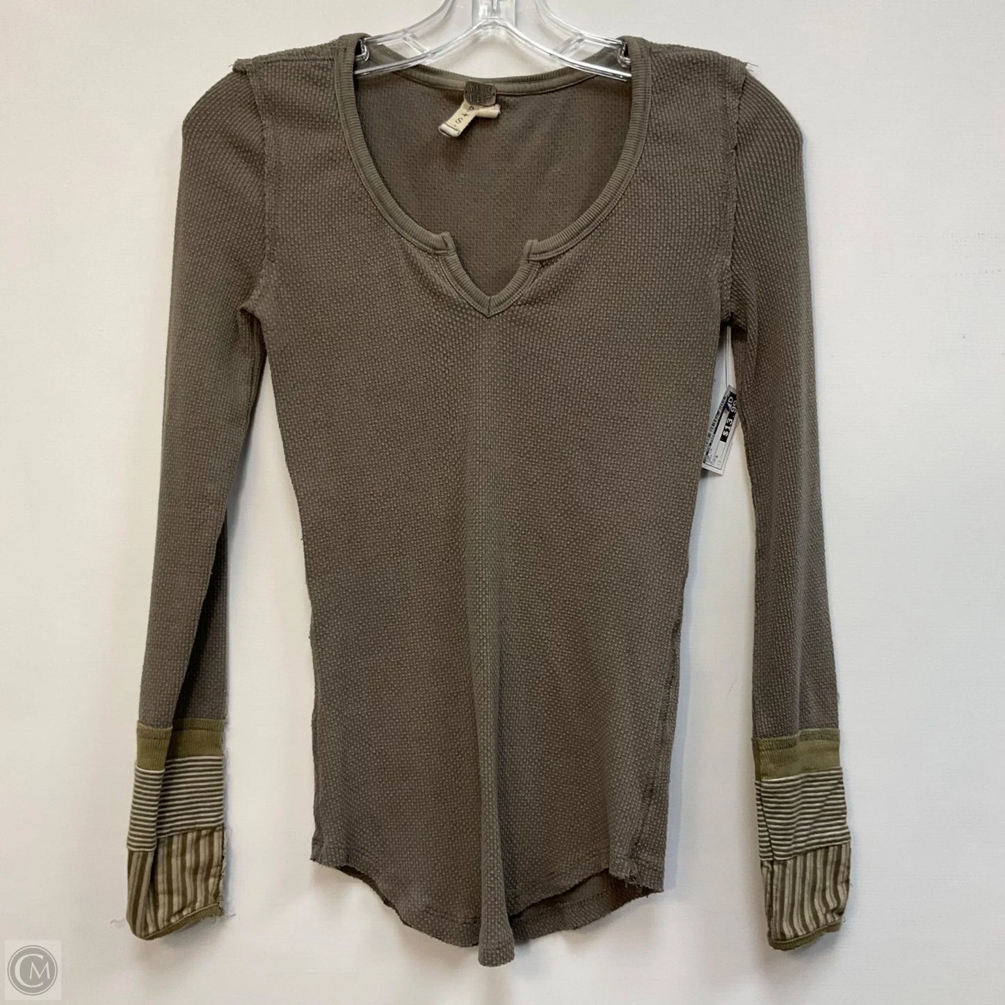Top Long Sleeve By We The Free In Grey, Size: S