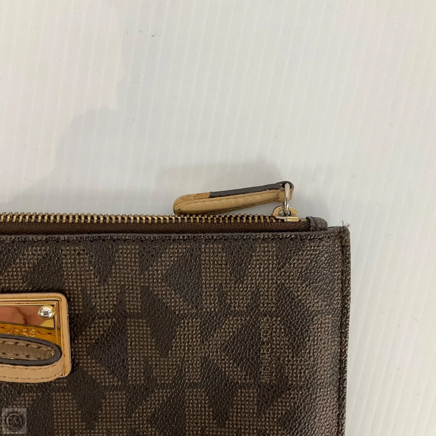 Wristlet Designer By Michael Kors, Size: Medium