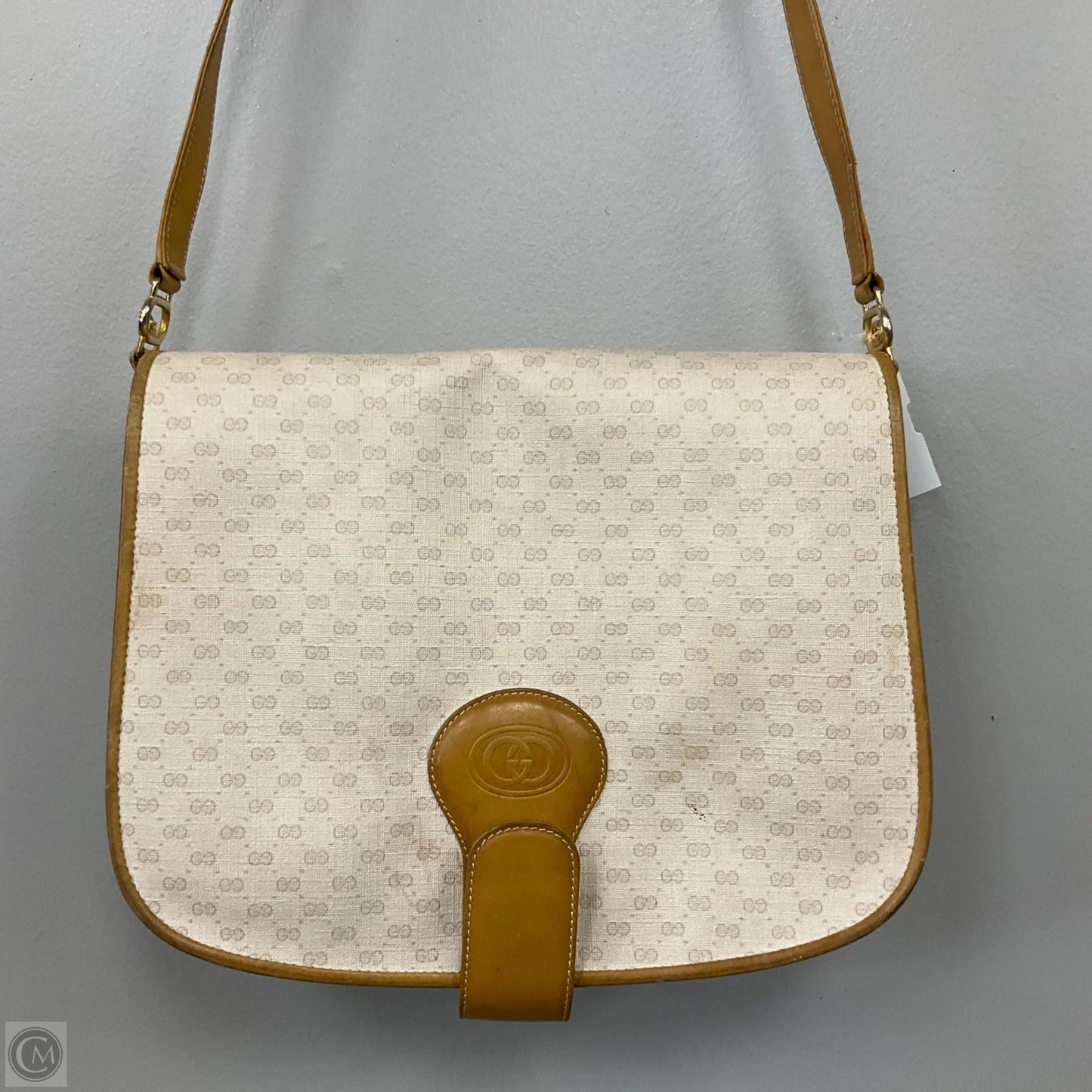 Crossbody Luxury Designer By Gucci, Size: Medium