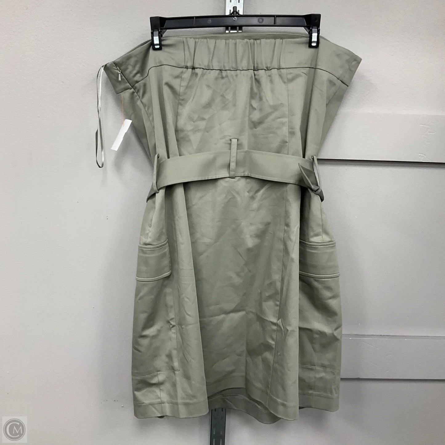 Dress Casual Short By Abercrombie And Fitch In Green, Size: L