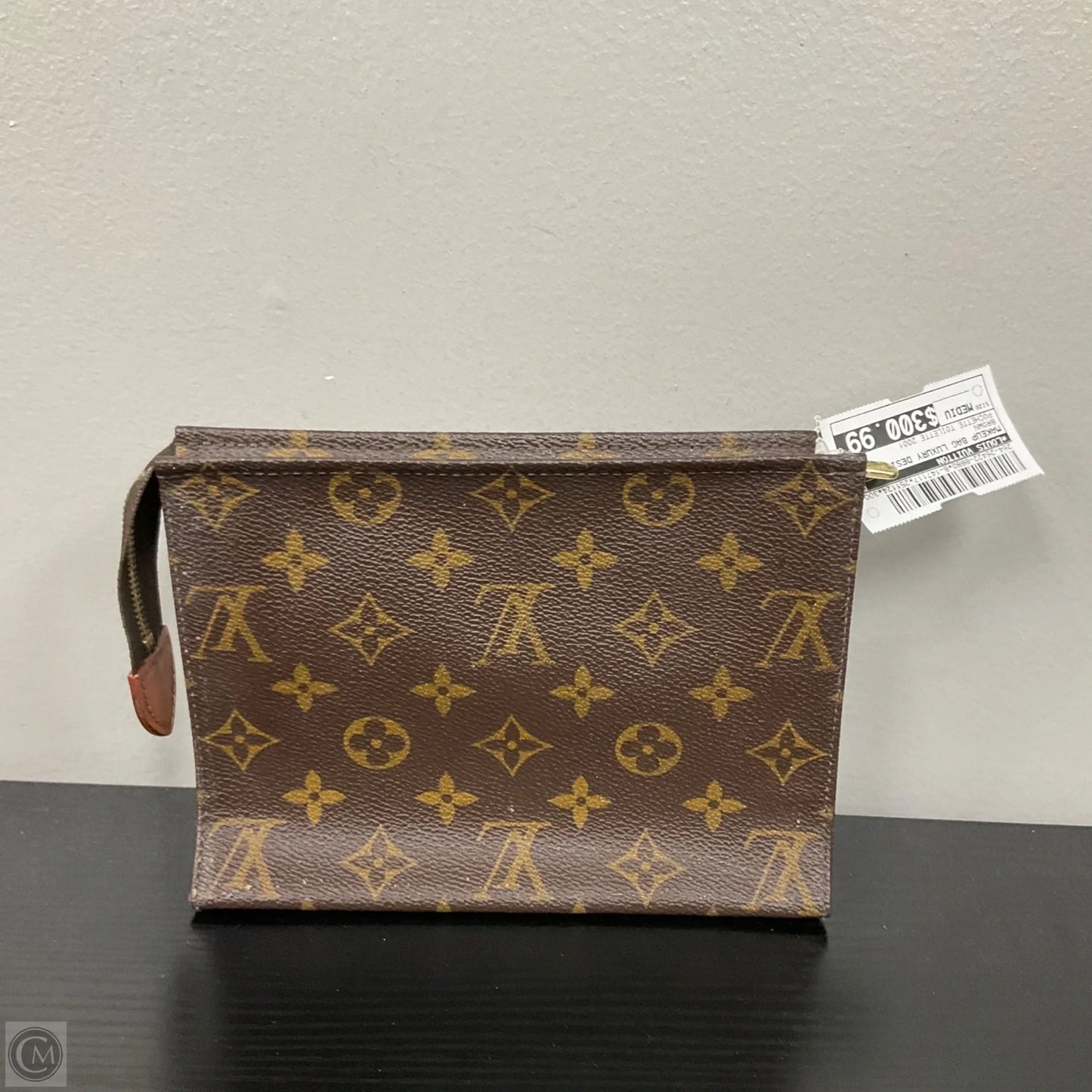 Makeup Bag Luxury Designer By Louis Vuitton, Size: Medium