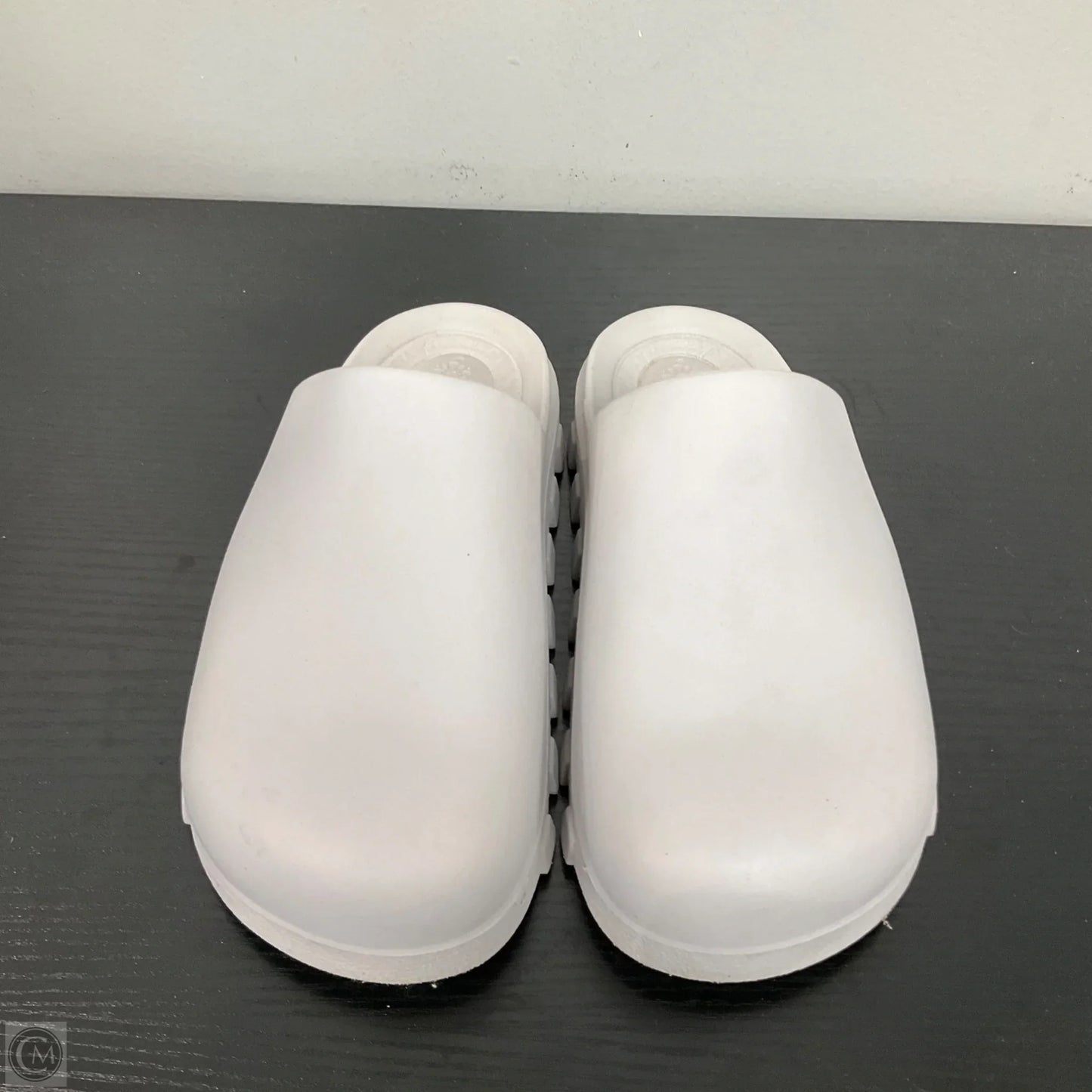 Shoes Flats By Free People In Grey, Size: 6