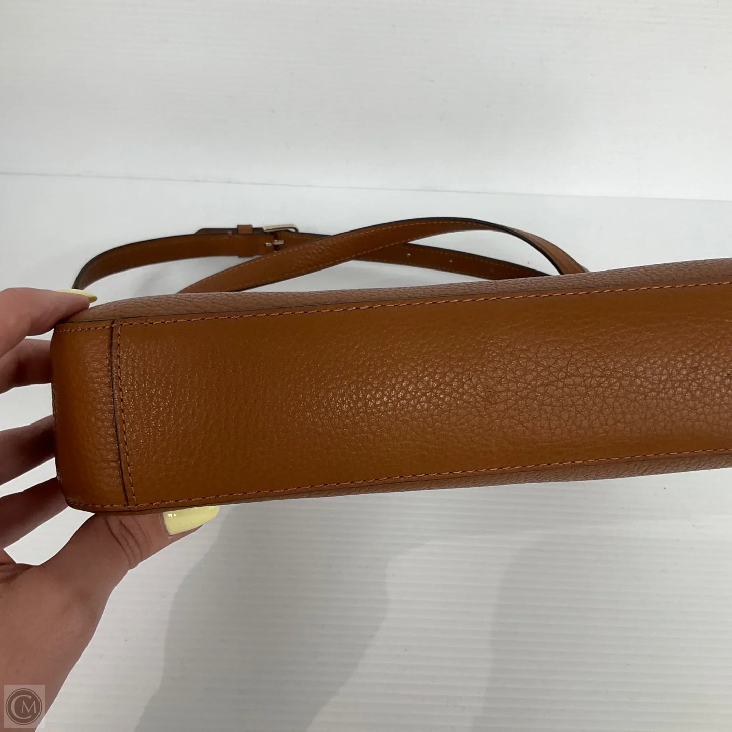 Crossbody Designer By Kate Spade, Size: Medium