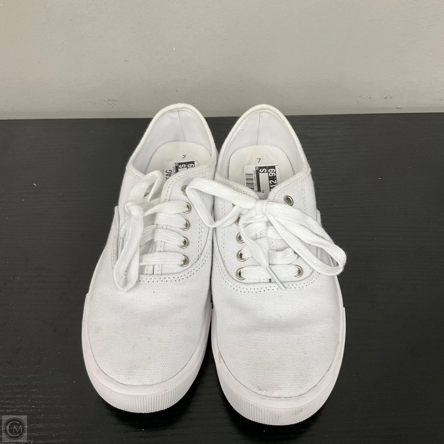 Shoes Sneakers By Time And Tru In White, Size: 7