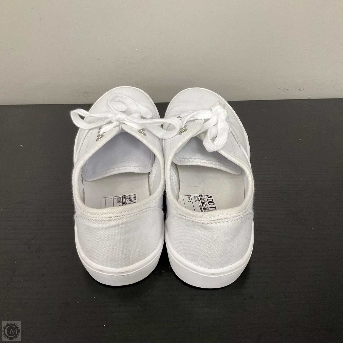 Shoes Sneakers By Time And Tru In White, Size: 7