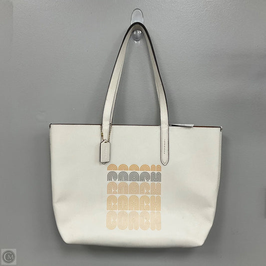 Tote Luxury Designer By Gucci, Size: Large