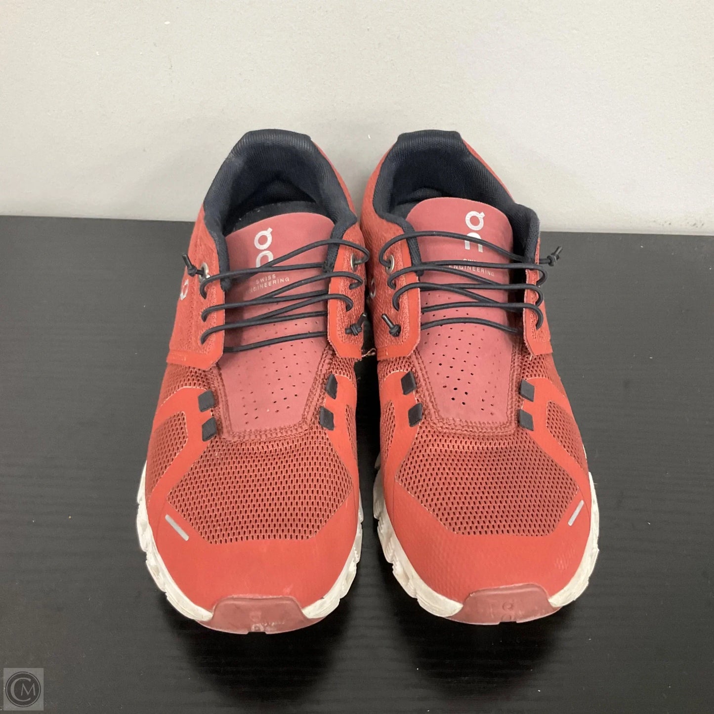 Shoes Athletic By Clothes Mentor In Red, Size: 8.5