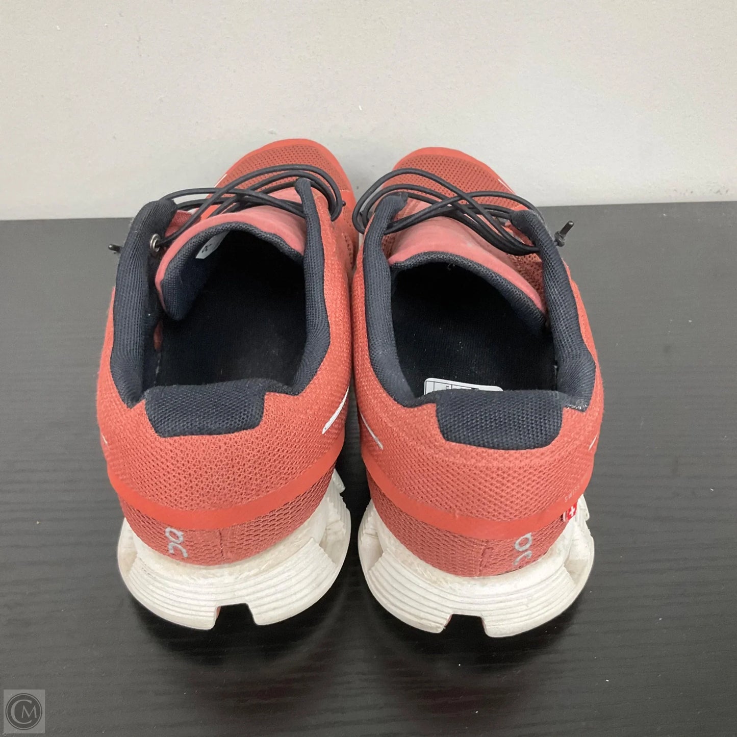 Shoes Athletic By Clothes Mentor In Red, Size: 8.5