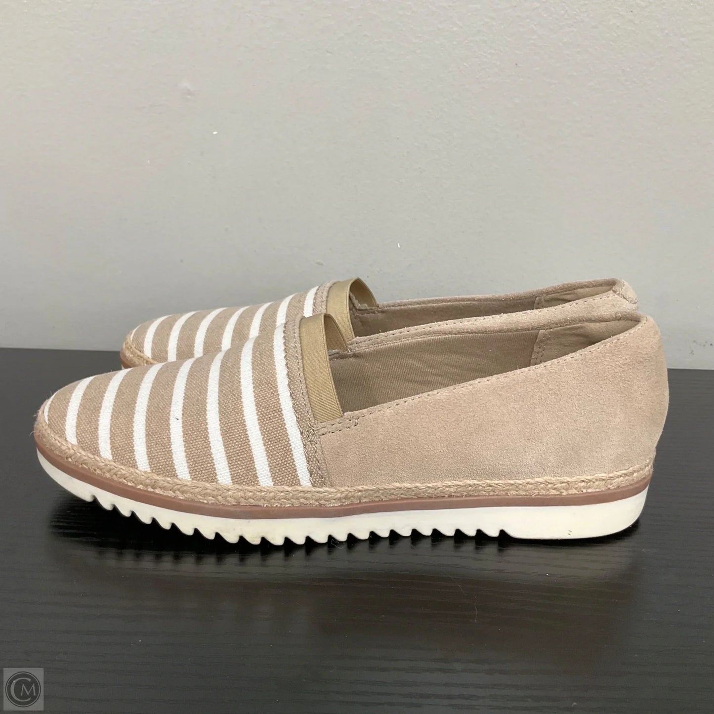 Shoes Flats By Clarks In Striped Pattern, Size: 6