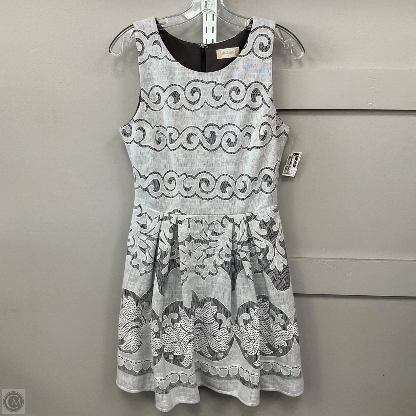 Dress Casual Short By Altard State In White, Size: M