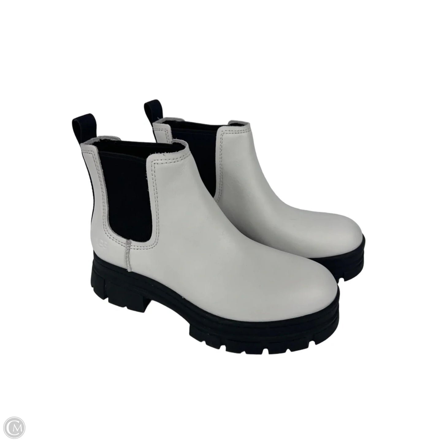 Boots Designer By Ugg In White, Size: 9.5