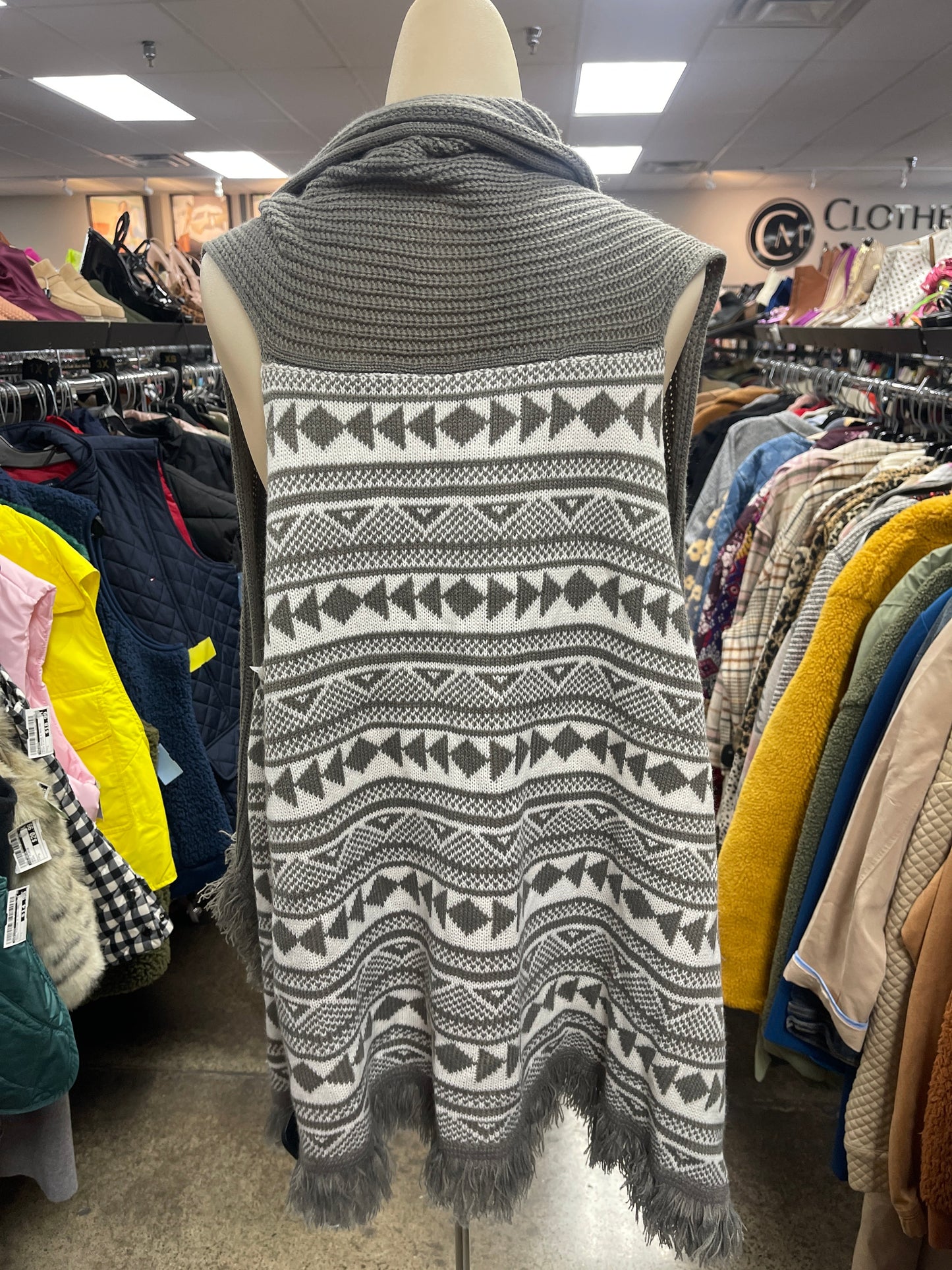 Vest Other By Clothes Mentor In Grey & White, Size: Osfm