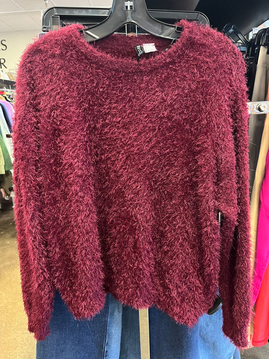 Sweater By Divided In Maroon, Size: L