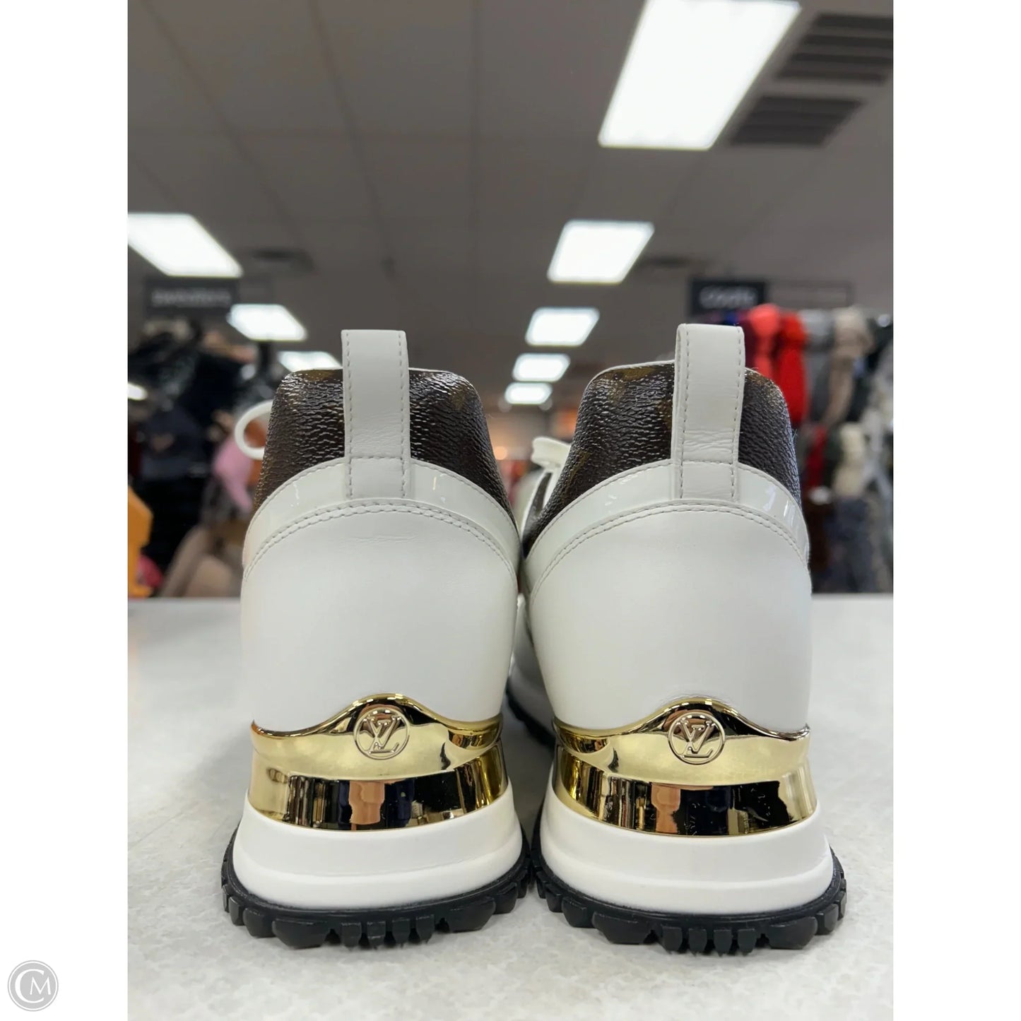 Shoes Luxury Designer By Louis Vuitton In White 38.5/8.5
