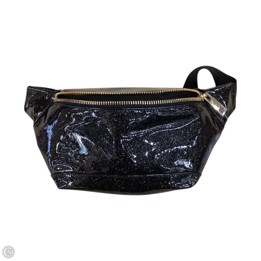 Belt Bag By Clothes Mentor, Size: Medium