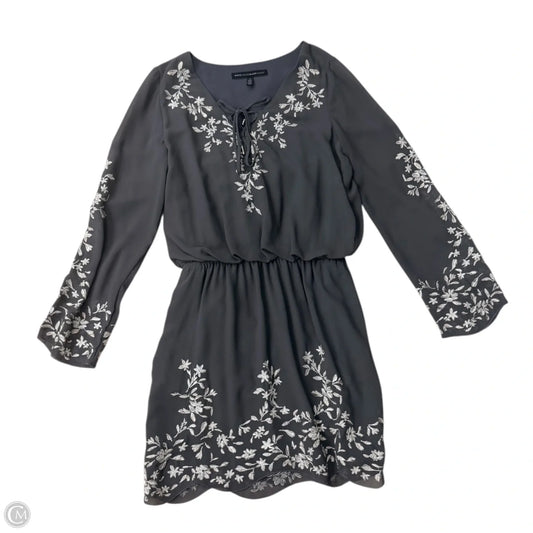 Dress Party Short By White House Black Market In Grey, Size: 0