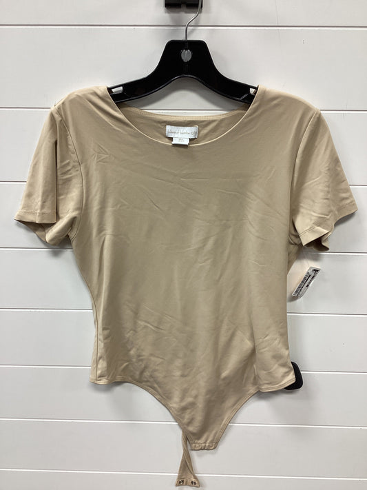 Top Ss By House Of Harlow In Tan, Size:L