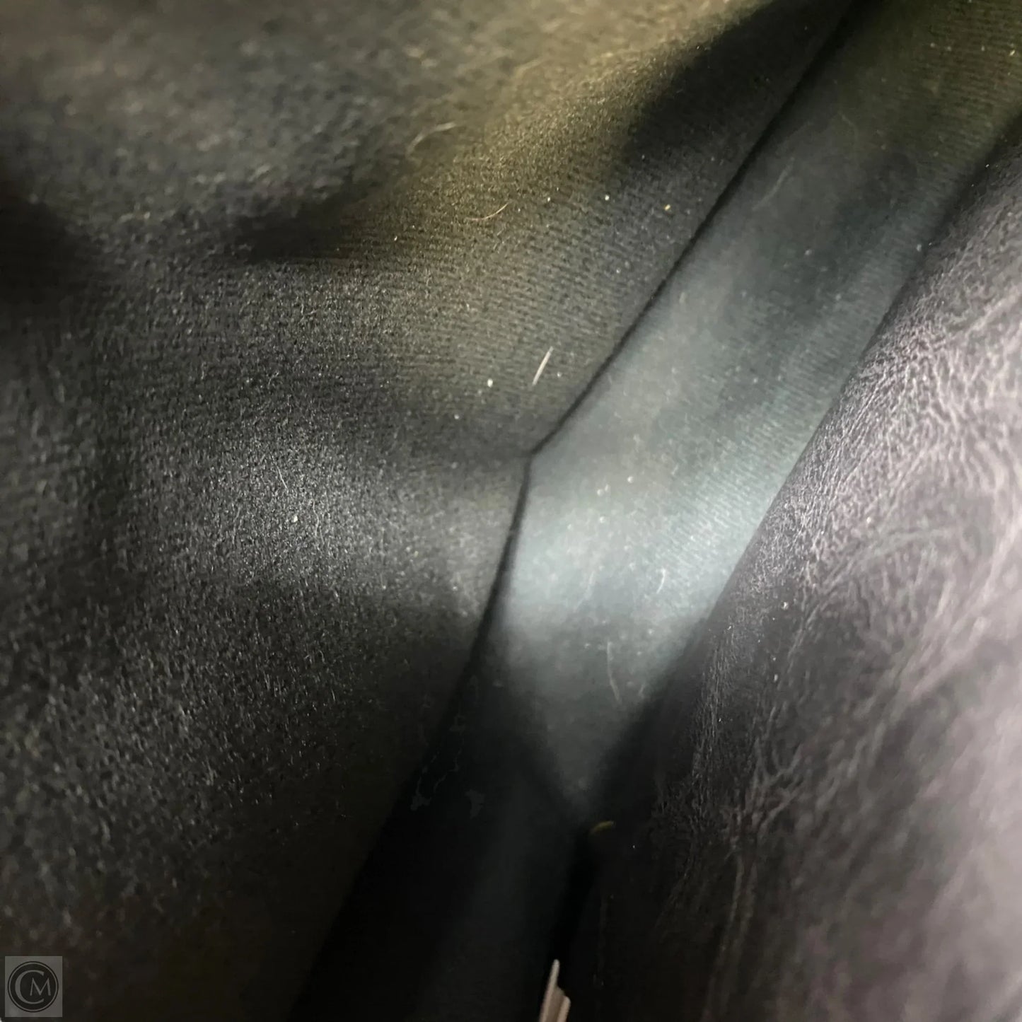 Crossbody By Cmf, Size: Large