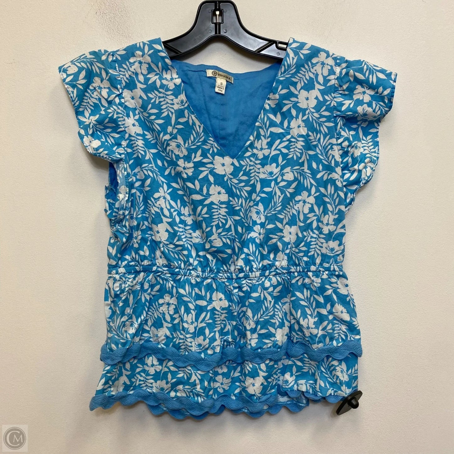 Top Short Sleeve By Versona In Blue & White, Size: S