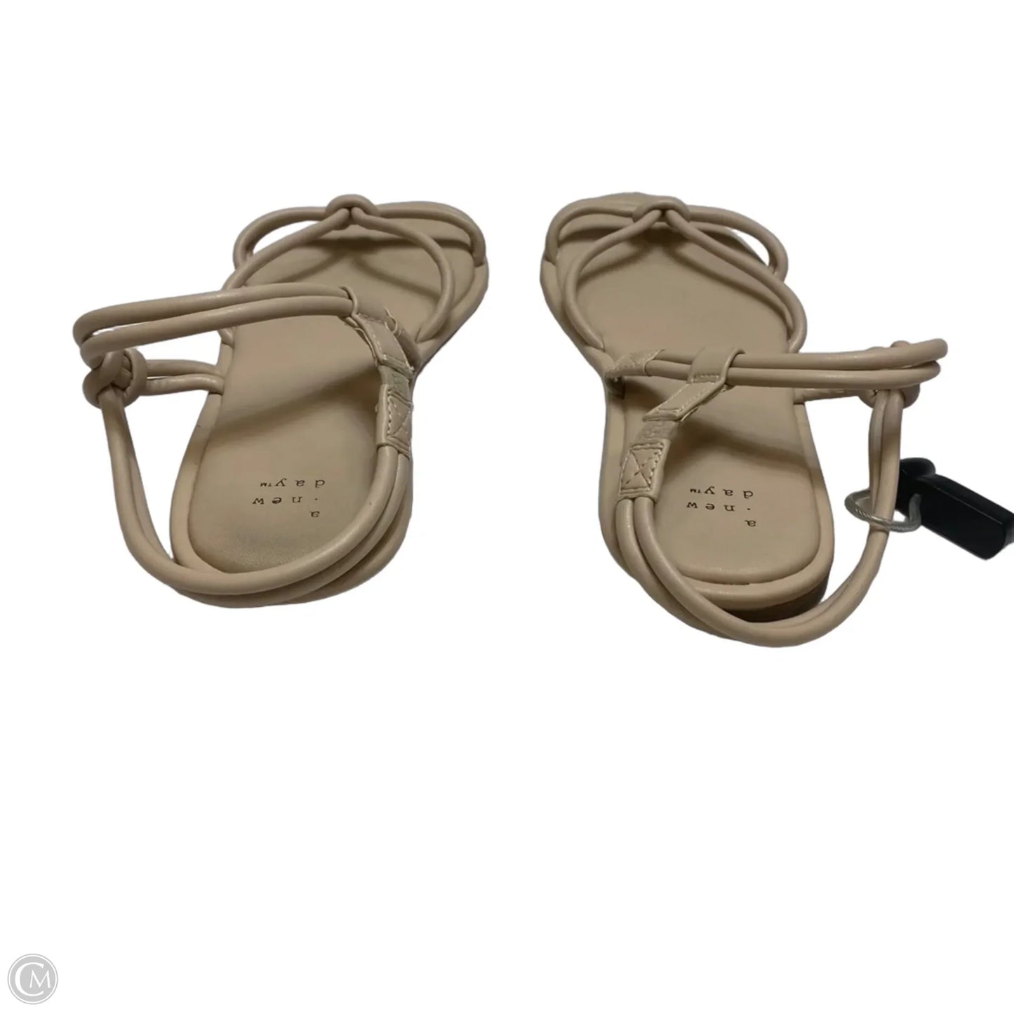 Sandals Flats By Universal Thread In Tan, Size: 9