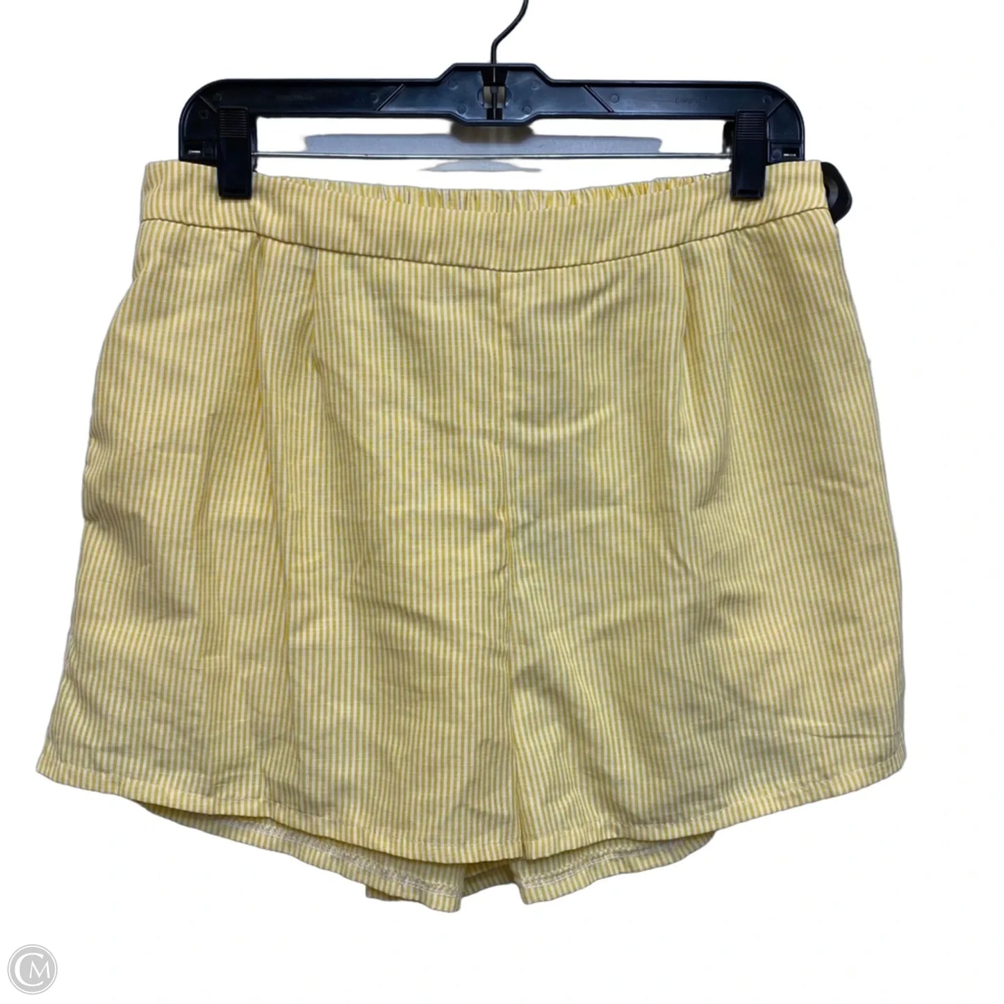 Shorts Set By Cmf In White & Yellow, Size: Xl