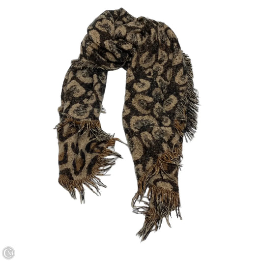 Scarf Winter By Clothes Mentor In Animal Print
