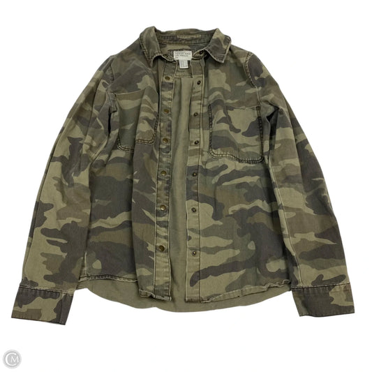 Top Long Sleeve By Forever 21 In Camouflage Print, Size: M