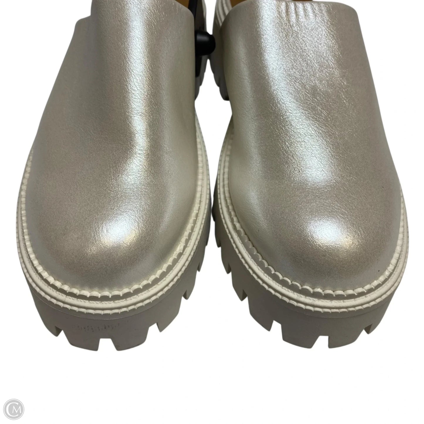 Shoes Flats By Dolce Vita In White, Size: 9