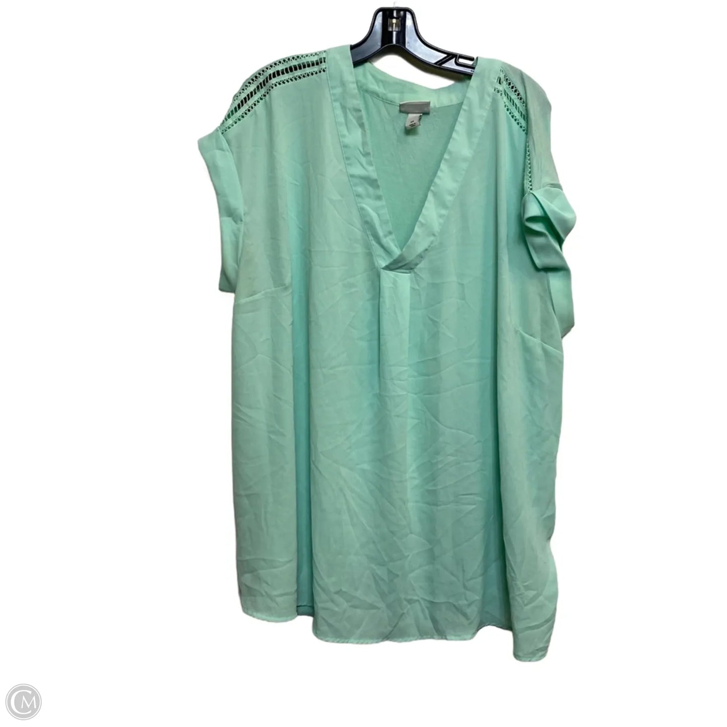 Top Short Sleeve By Maurices In White & Yellow, Size: 3x