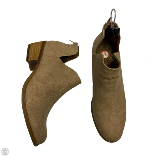 Boots Ankle Flats By Boc In Brown, Size: 8.5