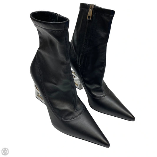 Boots Luxury Designer By Dolce And Gabbana In Black, Size: 7.5