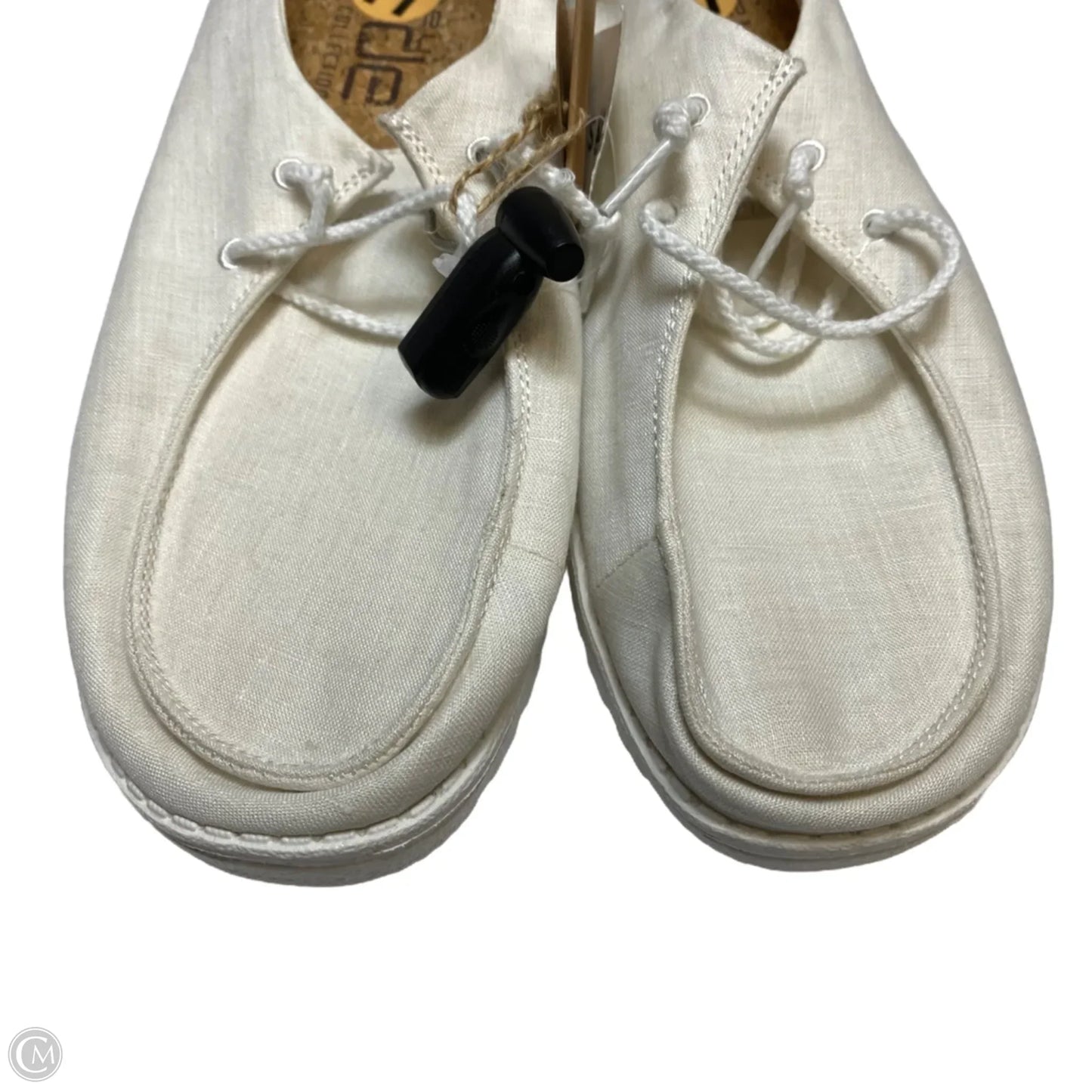 Shoes Flats By Hey Dude In Cream, Size: 11