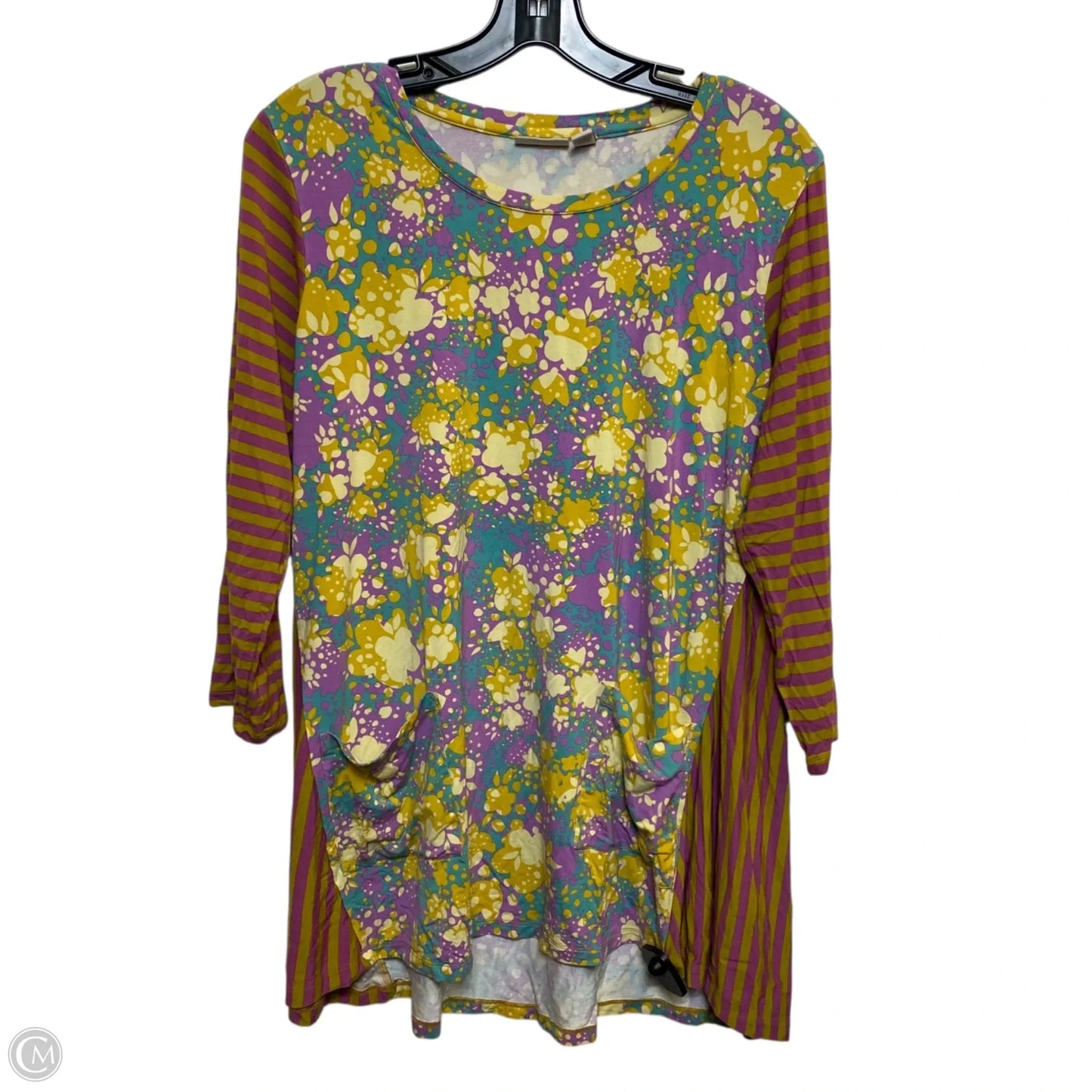 Top 3/4 Sleeve By Logo In Multi-colored, Size: M